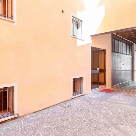 Apartment Civico 34 Central Flat